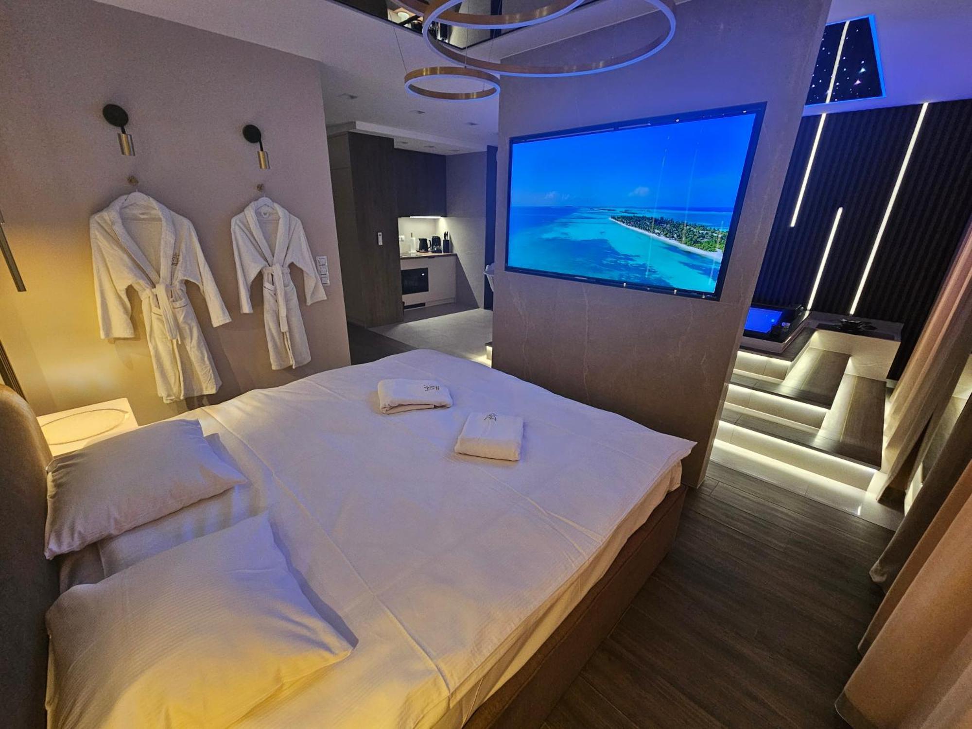 Masarska 8 Vip Apartamenty Jacuzzi Krakkó Kültér fotó
